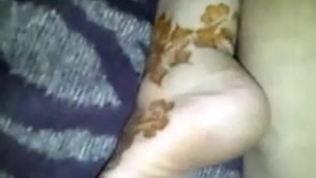 Wedding Night Anal with Wife I stuffed my wifey dark hole on wedding night .